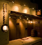 Wine&meat kasumi store 新宿御苑外観